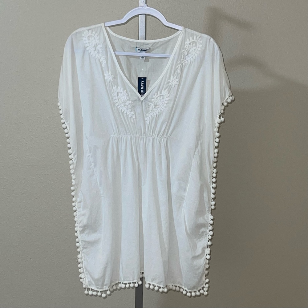 Old Navy Bright White Pom Pom Kaftan Swimsuit Coverup, Size M